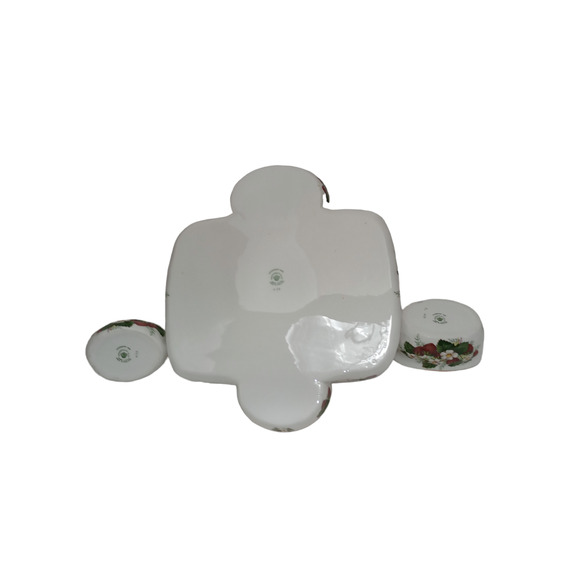 Hammersley & Co. Strawberry Ripe Bone Chine Tea Basket Set - Picture 3 of 9